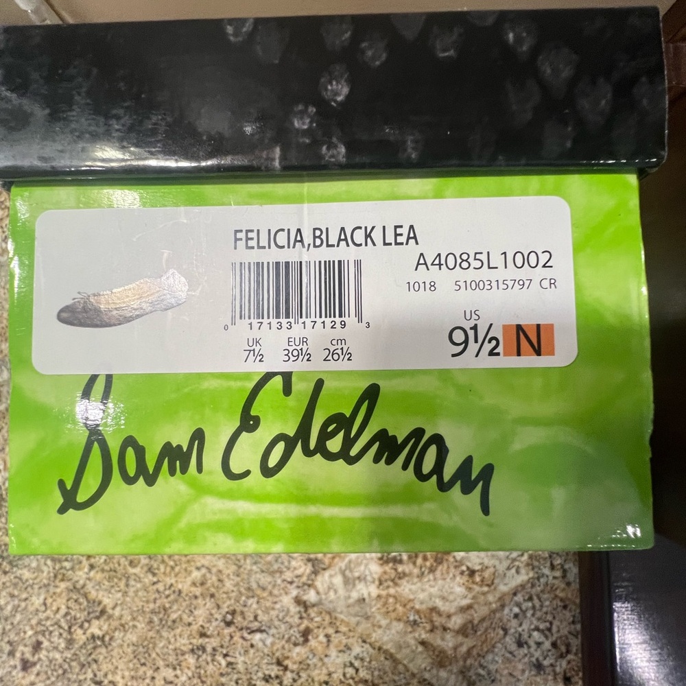 Sam Edelman Felicia black flats Sz 9 1/2 Narrow